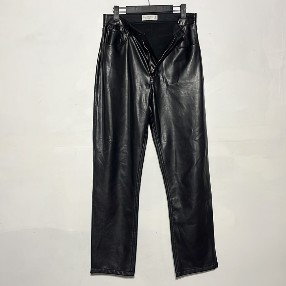 Abercrombie & Fitch Black Vegan Leather 90s Ultra High Rise Straight Leg Pants - Picture 5 of 10